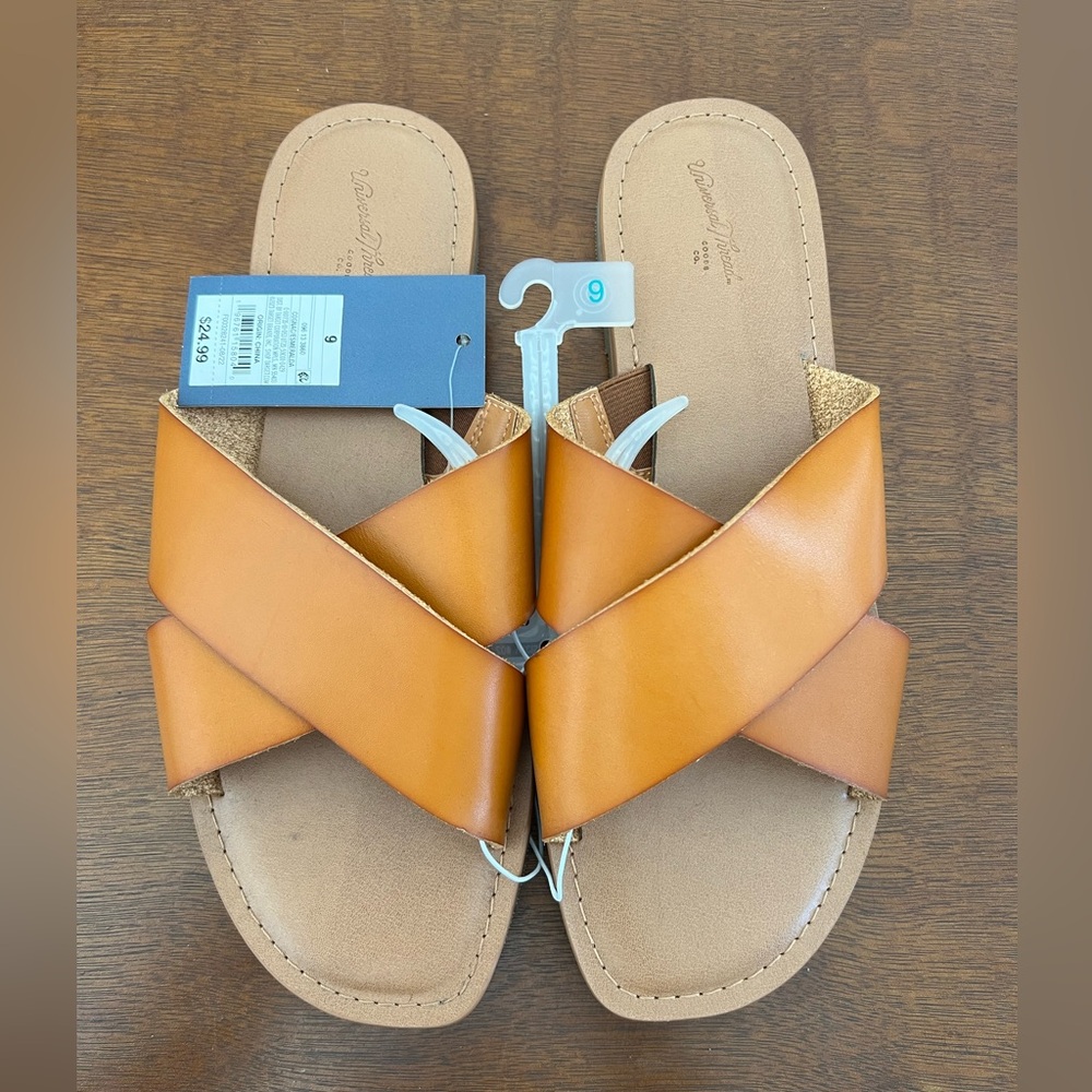 Unworn Universal Thread Slide Sandals